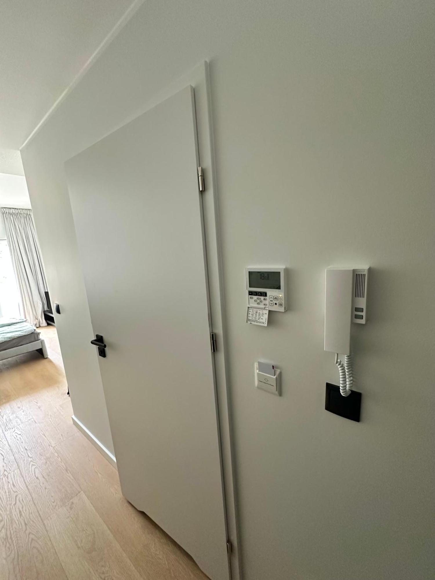 Plac Wolnosci 6 Contactless Check-In 24H Poznan Exterior photo